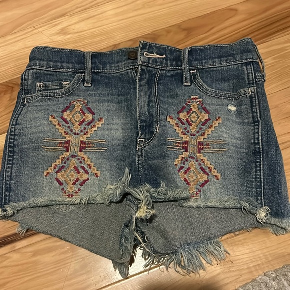 Hollister Pants - Hollister shorts
